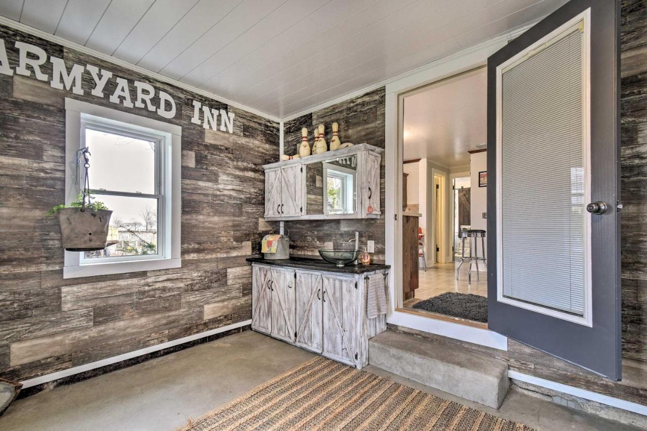 Charming Dairy Farm Home In Indiana Amish Country Шипшиуана Екстериор снимка